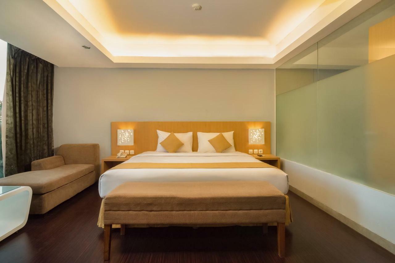 Kyriad Royal Seminyak Eksteriør bilde